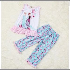 NWT Frozen Pajamas🎀❄️